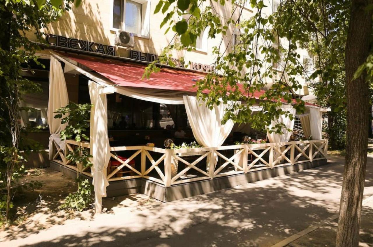 Студия В Стиле Loft В Центре Города อัลมาตี ภายนอก รูปภาพ